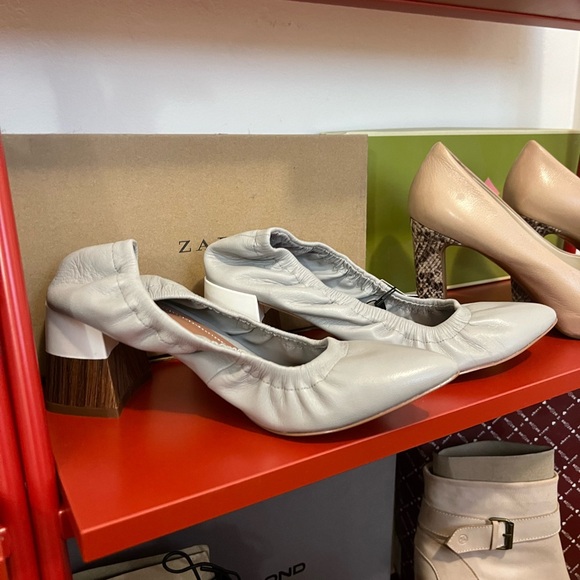 Zara Women's Light Gray Leather Block Heels - Picture 2 of 4